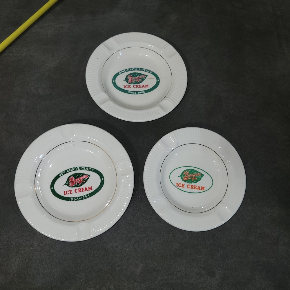 Vintage Breyers Ice Cream Ceramic White Round Cigarette Ashtray Lot Of 3